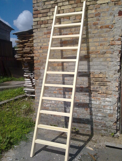Инструкция, как сделать деревянную приставную лестницу своими руками